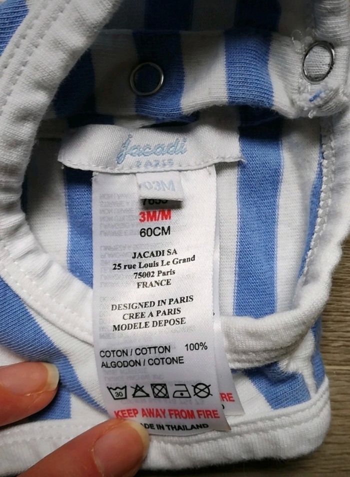 Barboteuse 3 mois - photo numéro 2