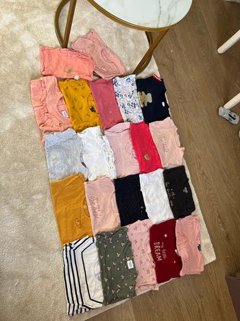 Lot 22 T-shirts manches longues