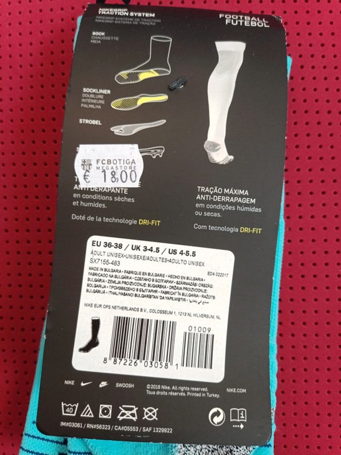 Chaussettes de foot FC Barcelone, Nike Authentique Officiel taille 36/38, Neuf - photo numéro 7