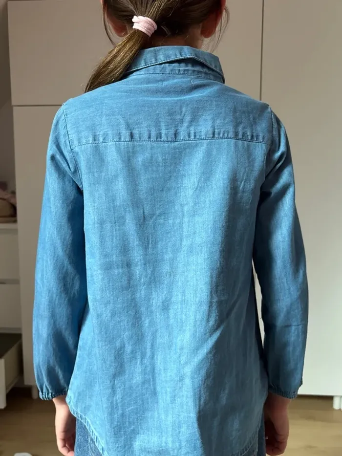 Chemise en jeans fille neuve - photo numéro 3