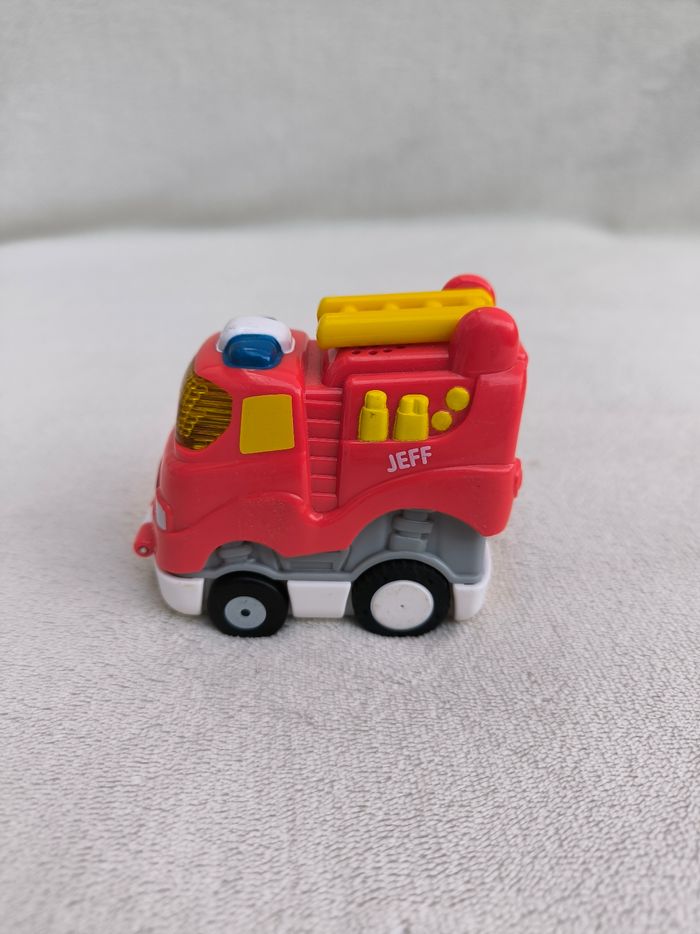 Tut Tut Jeff - photo numéro 5