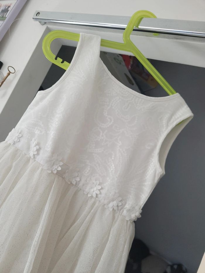 Robe 8.9 ans - photo numéro 2