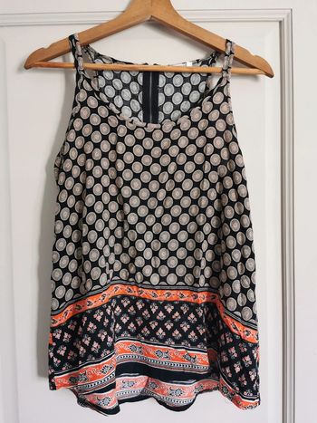 Top noir et orange