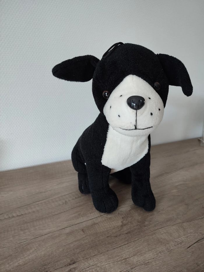 Peluche chien noir et blanc