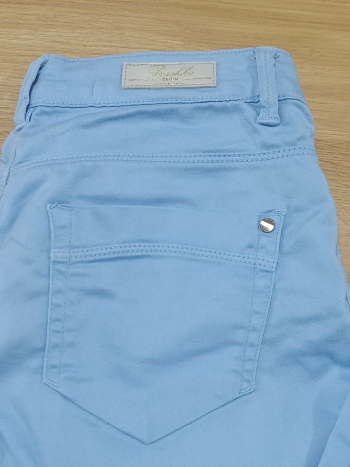 Jean skinny Bershka bleu ciel – Taille 36 (S) – - photo numéro 3