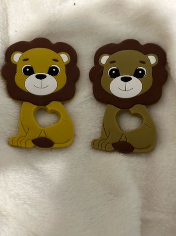 Anneau de dentition lion