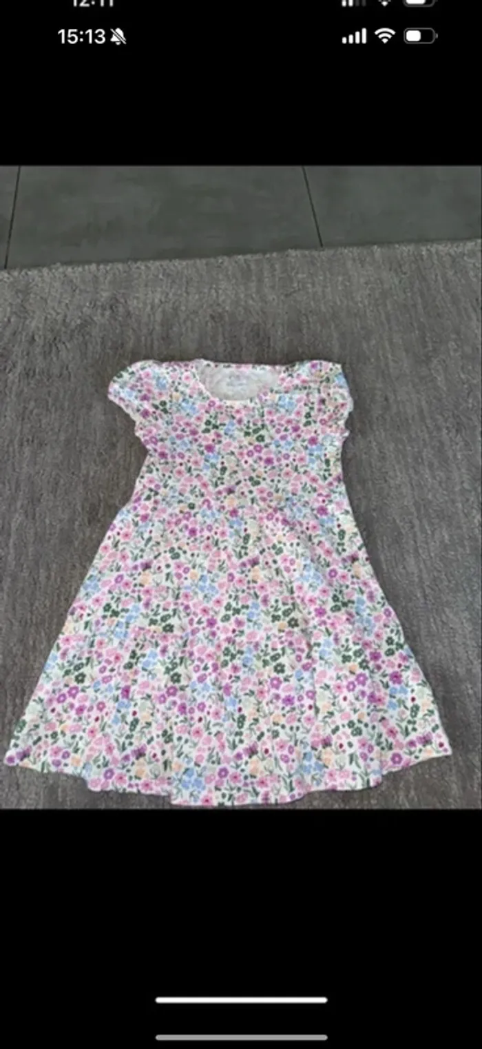 Robe fleurie filles taille 116 c&a - photo numéro 3