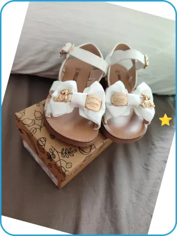 Chaussures fille- blanche - T25