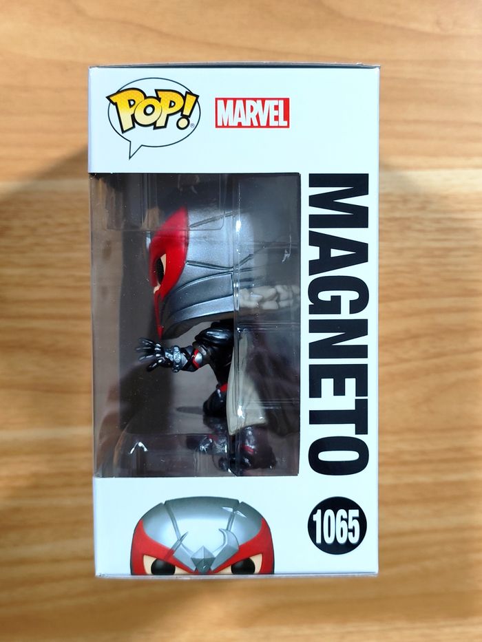 Funko Pop! Marvel Rivals Magneto 1065 - Tête Oscillante Bobblehead - photo numéro 2