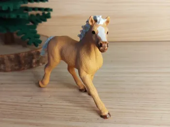 Schleich poulain beige Halfinger figurine animal équidé