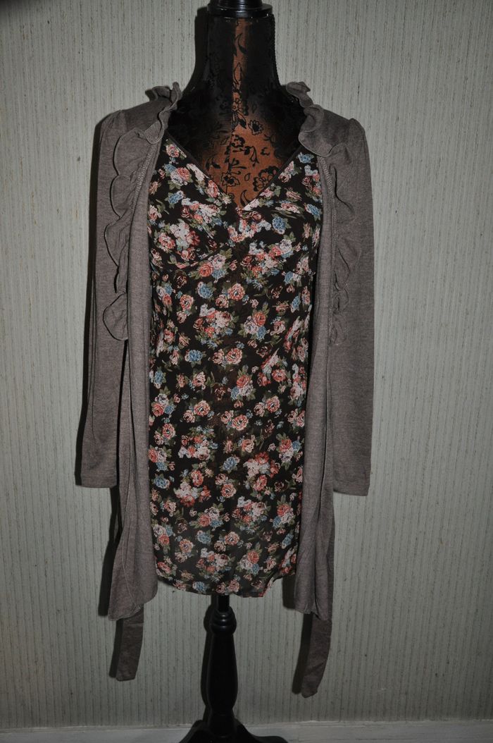 Gilet avec faux chemisier - Ctelle Paris - T. S/M - Neuf - photo numéro 3