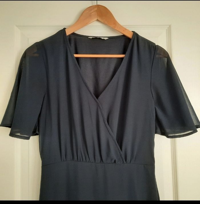 Robe en parfait état - photo numéro 2