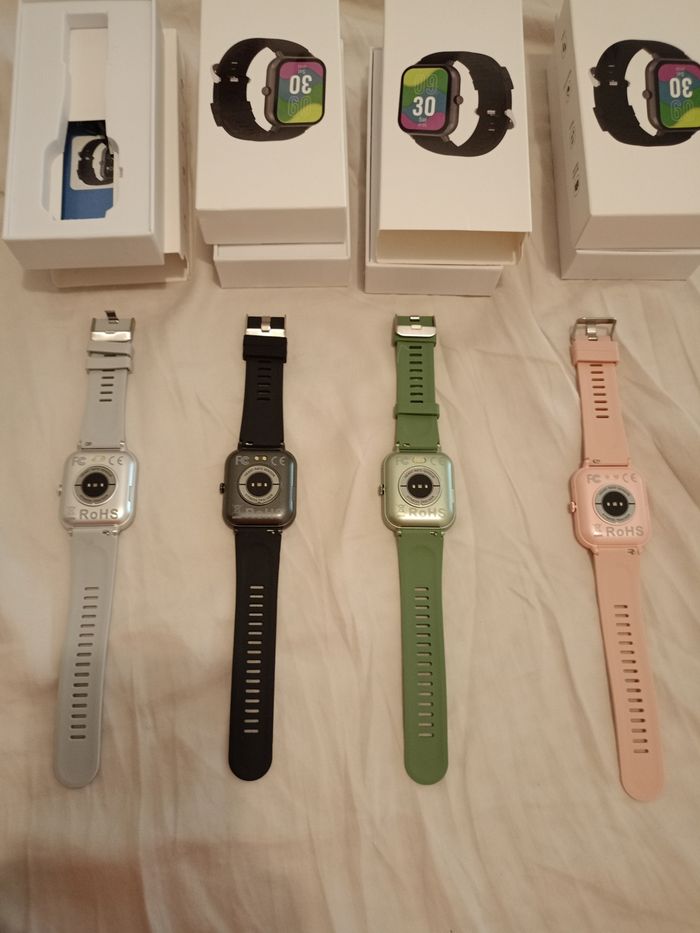 Montre connectée neuve - photo numéro 2