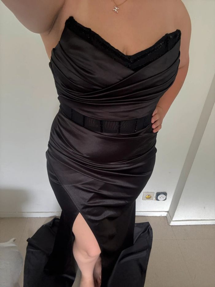 Robe de soirée noire - photo numéro 5