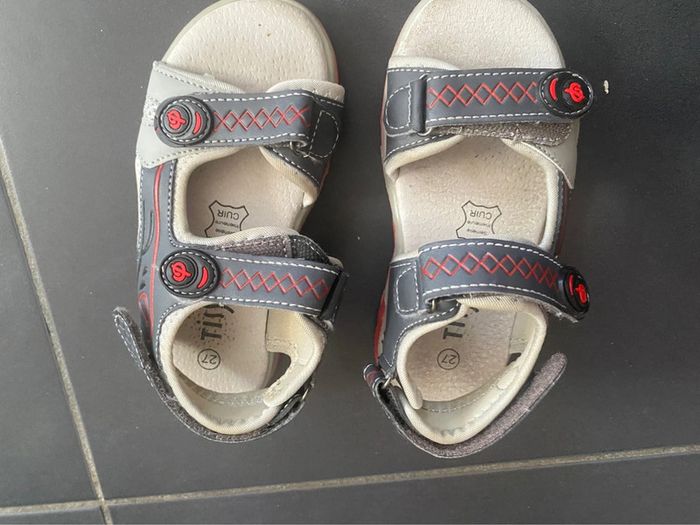 Sandales Tissaia taille 27 - photo numéro 2