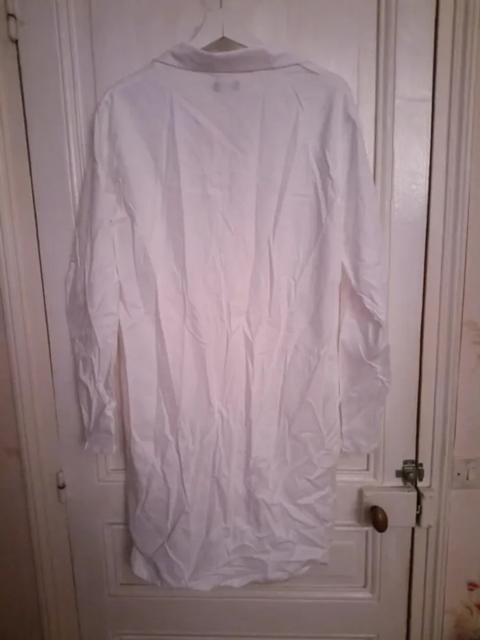 blouse blanche - photo numéro 2