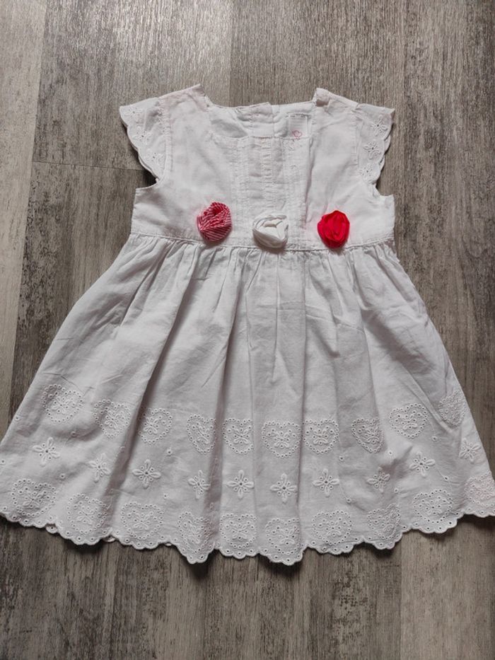 Robe blanche 🌸 12m