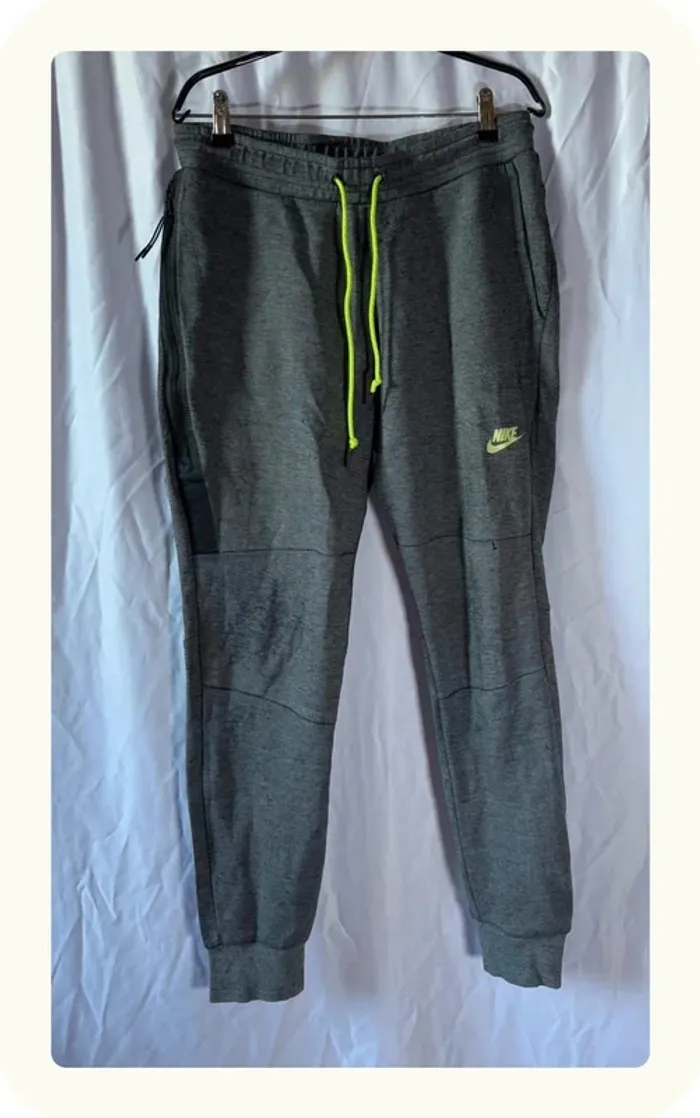 Pantalon jogging survêtement homme Nike Taille M