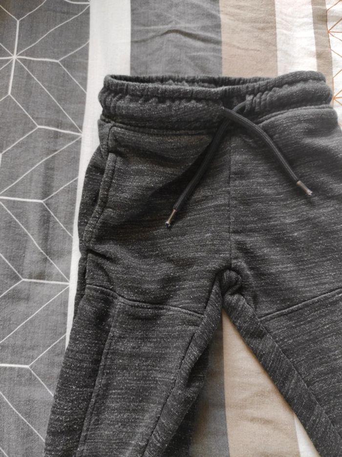 Jogging 4 ans Kiabi - photo numéro 5