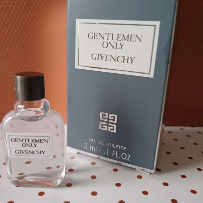 Parfum miniatures gentlemen de givenchy 3 ml - photo numéro 2