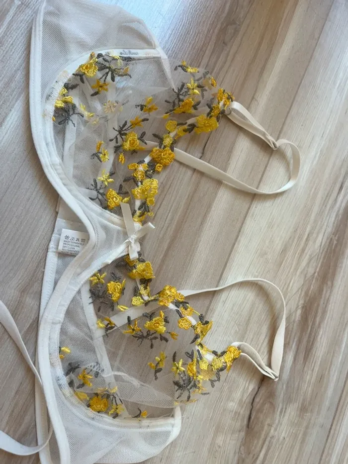 ensemble de lingerie naked fleurs jaune et blanc - photo numéro 8