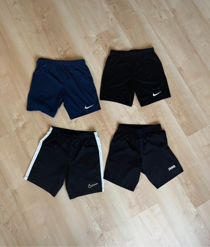 Short nike