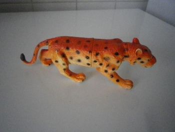 FIGURINE LEOPARD