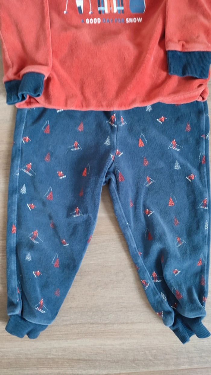 Pyjama Okaïdi velours 2 ans - photo numéro 3