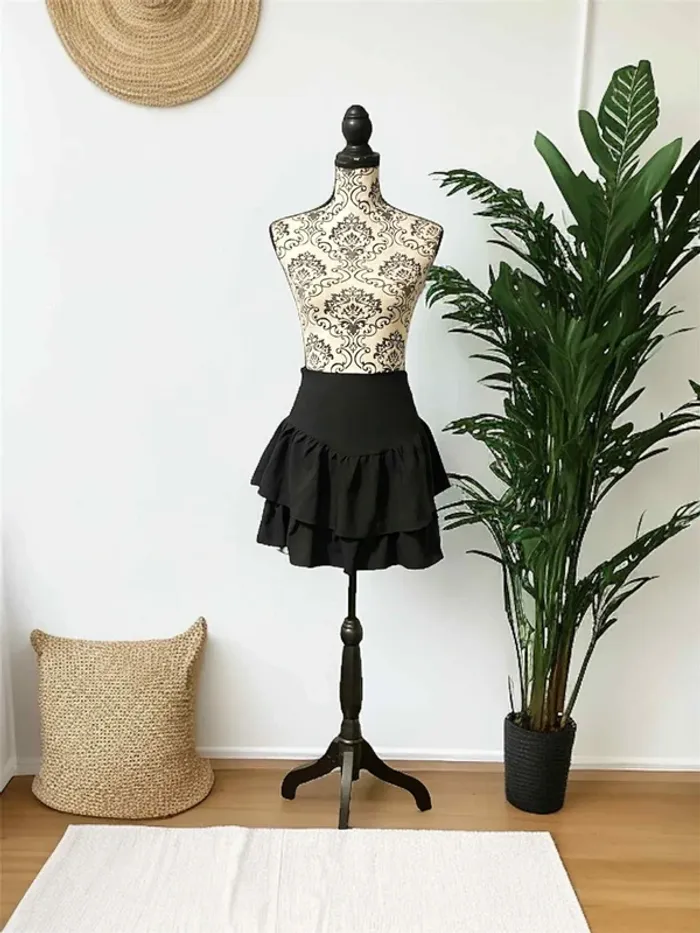 Jupe noir à volants - photo numéro 4