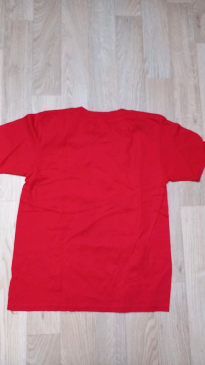 Tee-shirt neuf - photo numéro 7