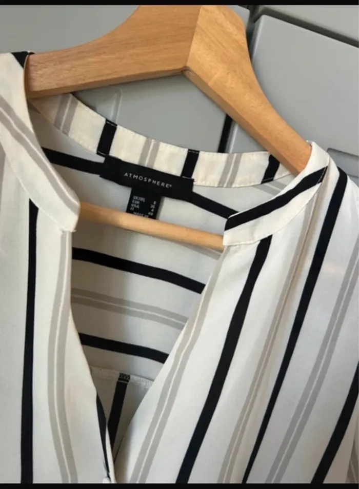 Blouse chemise à rayures - photo numéro 2