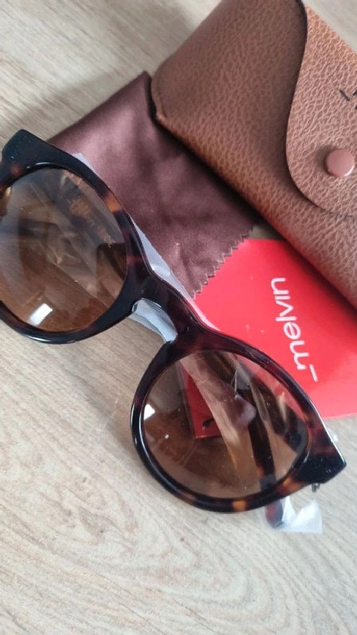 Lunette soleil neuve uv 400 - photo numéro 6