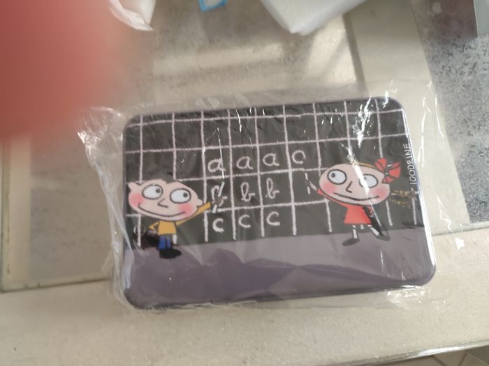 Boîte à crayons de collection 100drine - photo numéro 2