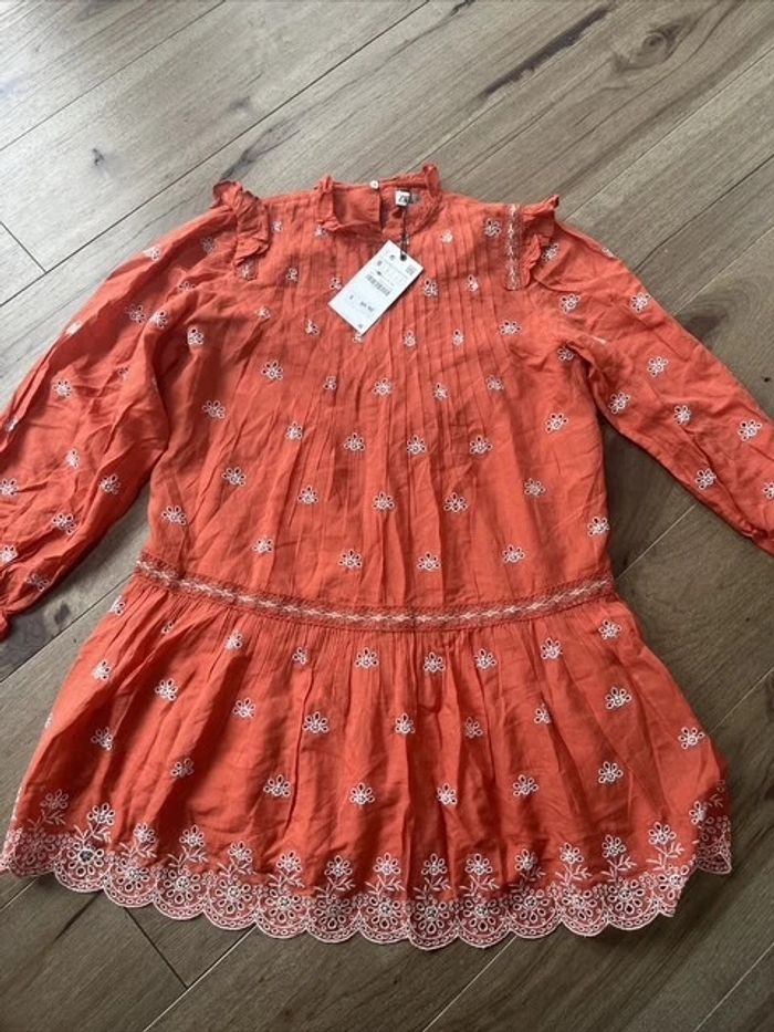 Robe corail brodée bohème Zara taille S - photo numéro 4