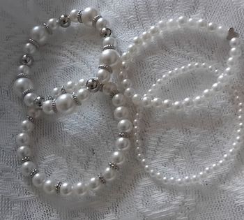 Lot de 4 bracelets perles blanches -