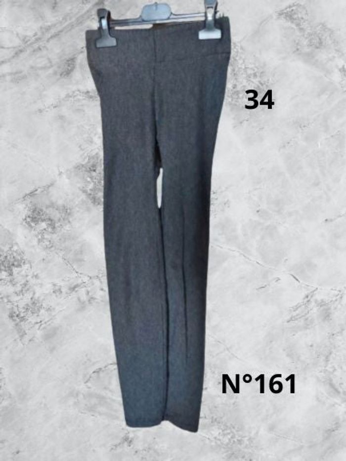 N°161 Leggings gris T34. Calzedonia.