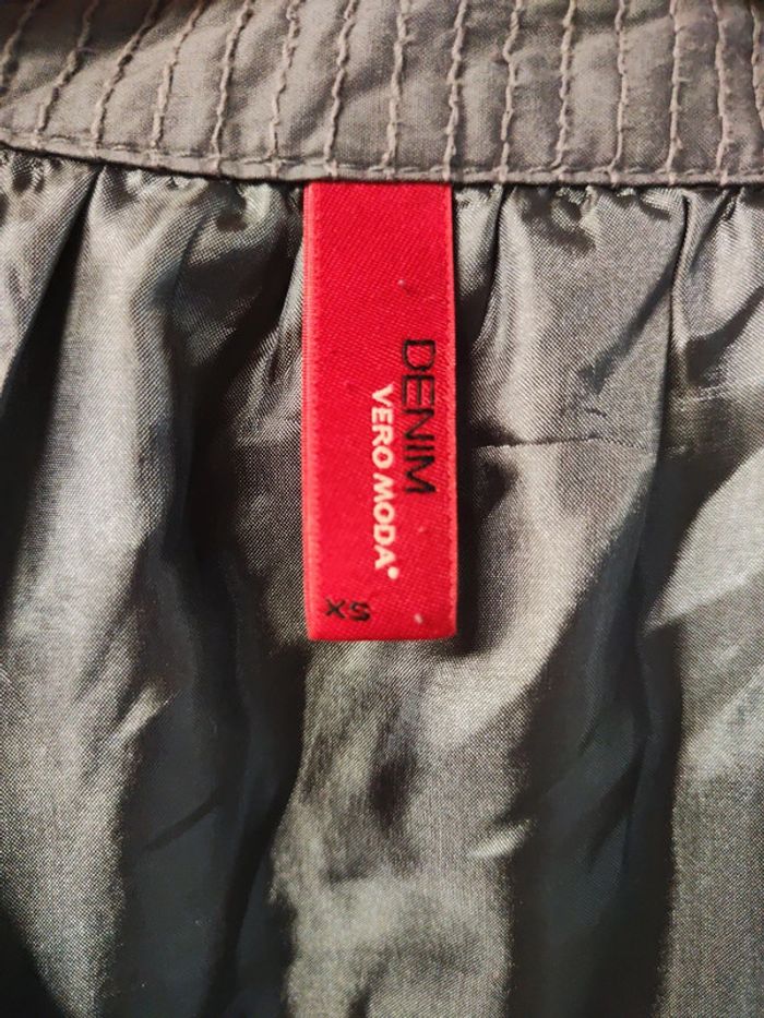 Robe élégante grise - photo numéro 3