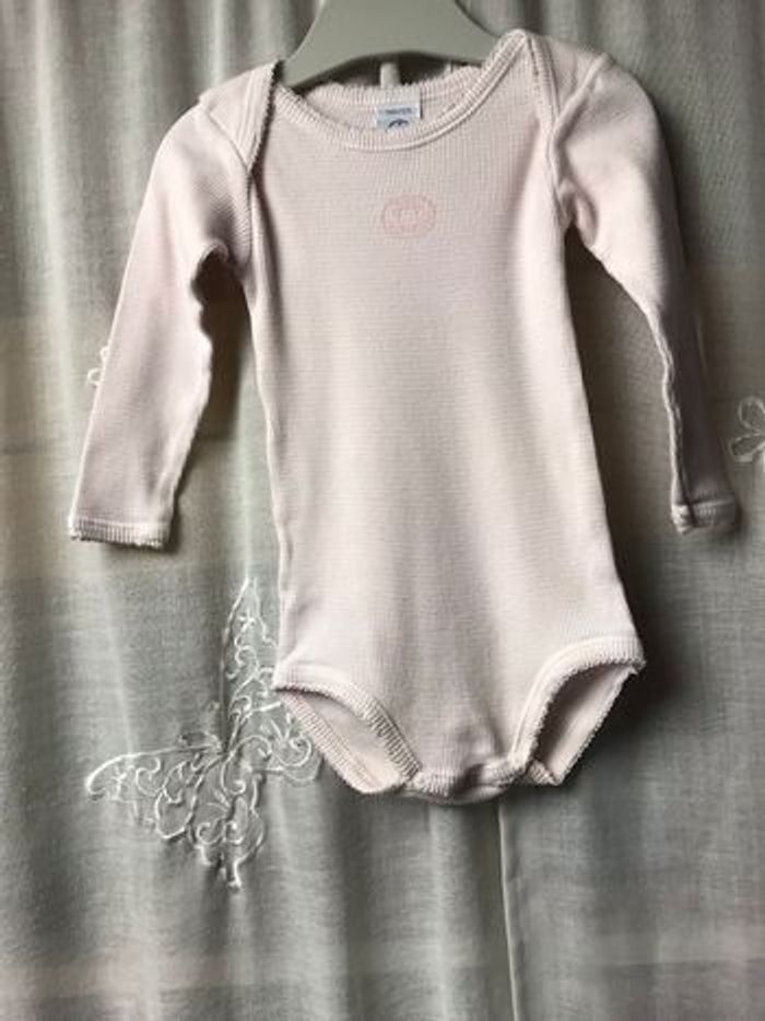 Body mini Vichy rose 12 mois 74 cm Petit Bateau - photo numéro 1