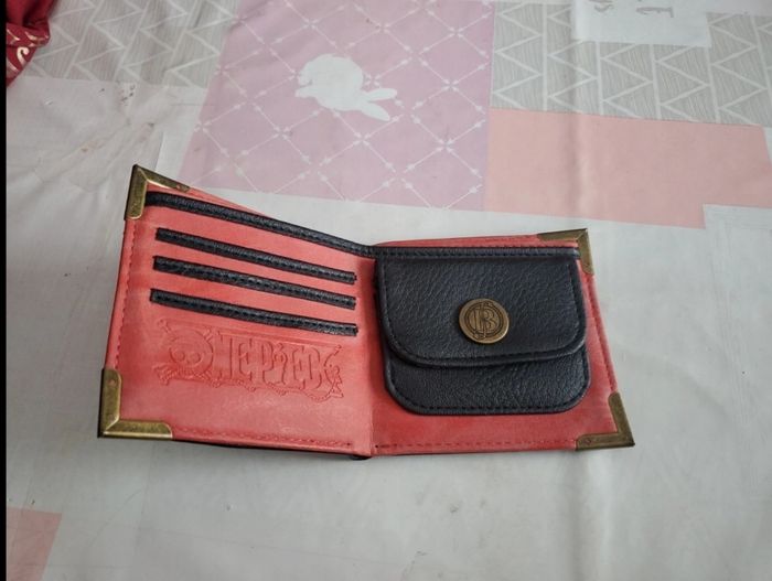 Porte monnaie one piece neuf - photo numéro 2