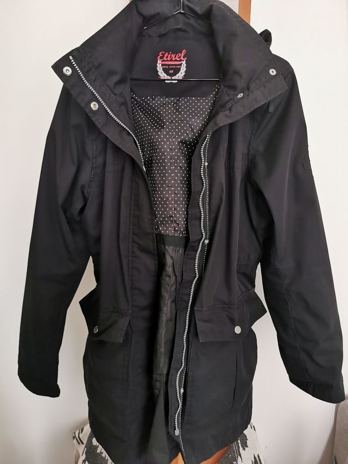 Parka. Capuche amovible. Etirel 44 - photo numéro 1