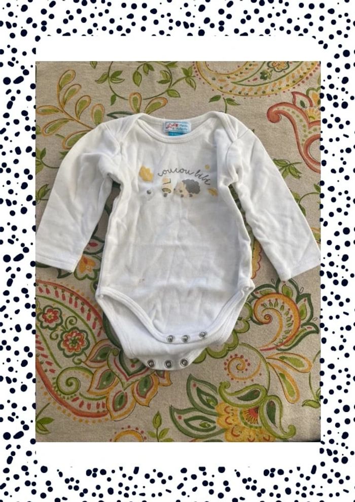 Lot de 6 bodies taille 6 mois - photo numéro 4