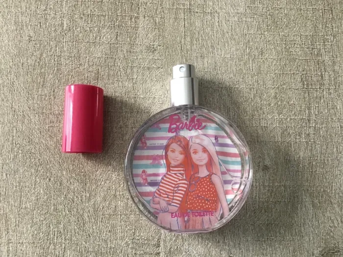 Neuf eau de toikette barbie - photo numéro 2