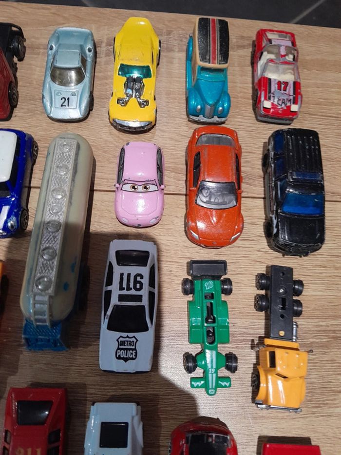 Lot de 89 véhicules voiture camion ect - photo numéro 8