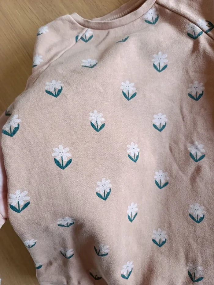 Robe pull Vertbaudet 6 ans motif fleurs - photo numéro 3