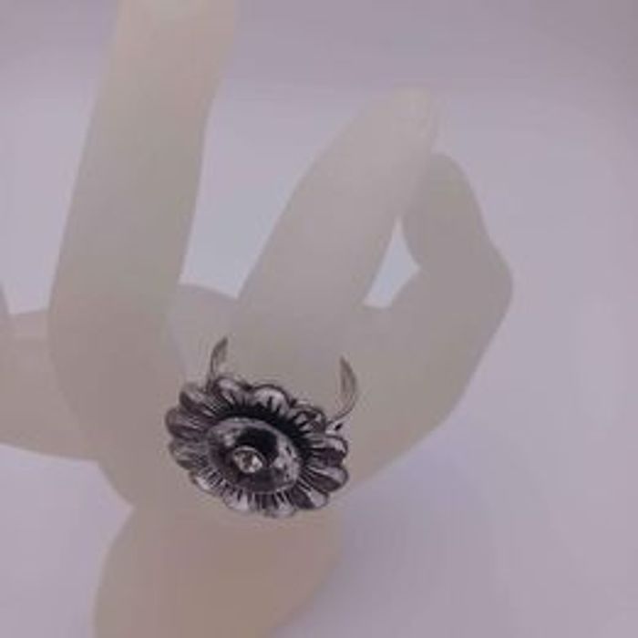 Bague fleur marguerite - photo numéro 3