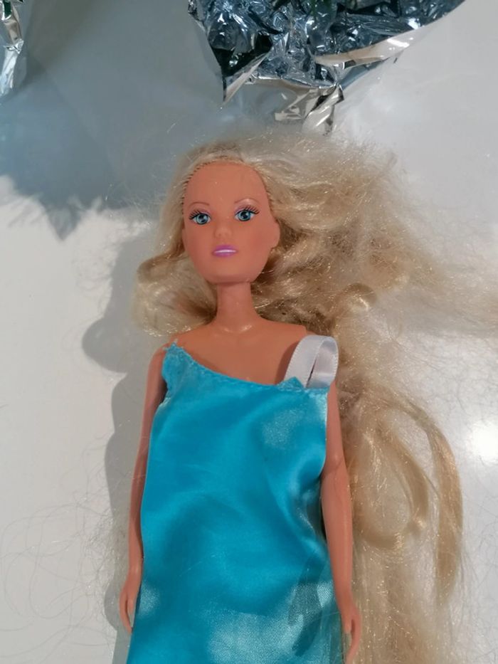 Lot 2 barbies 👧🏻 - photo numéro 8