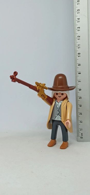 Homme docteur emmett Brown cowboy avec arme playmobil