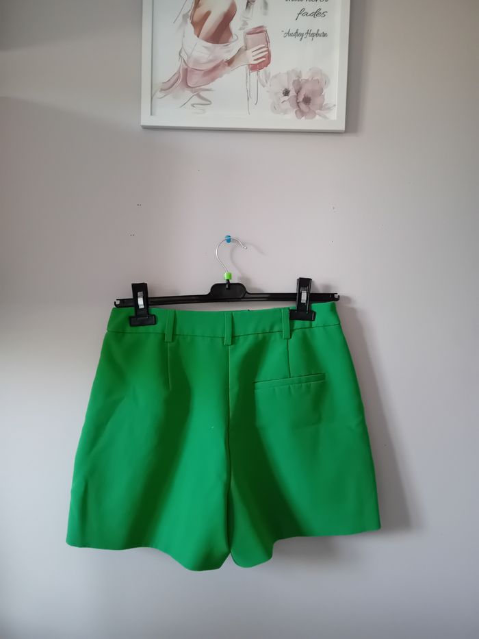 Short vert - photo numéro 2