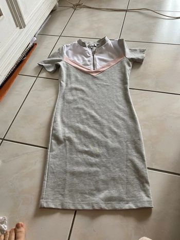 Robe xs neuve