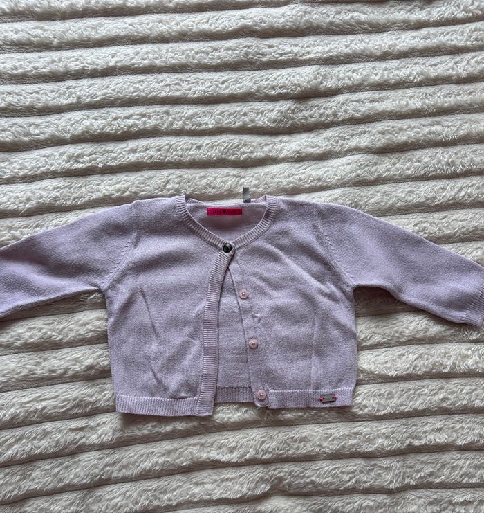 Lot 2 gilets 6 mois - photo numéro 4